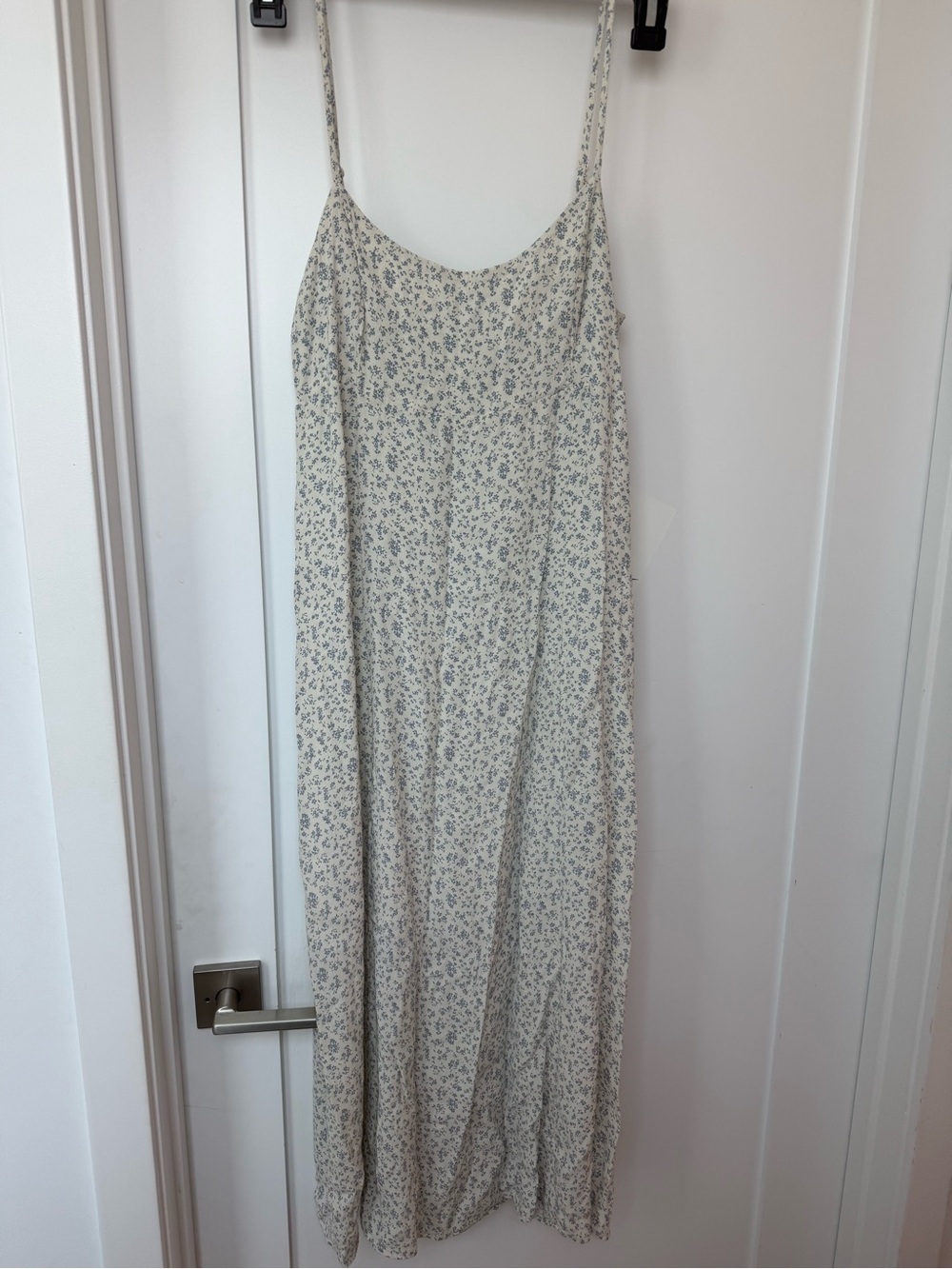 Brandy Melville Trendy Girls Maxi Slip Dress Cream Light Blue Adjustable Straps